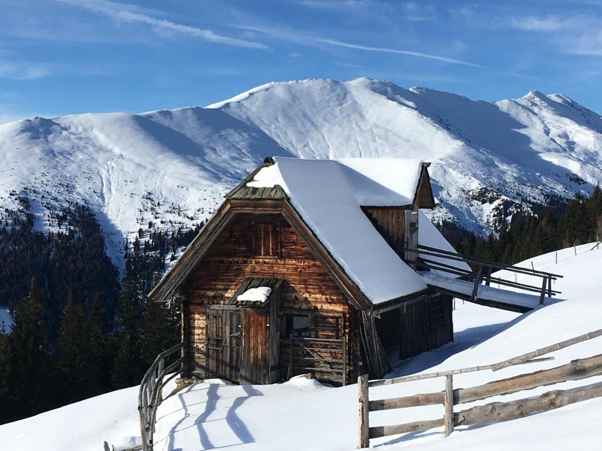 Aparthotel Zum Wohle Oberwoelz Stadt Exteriér fotografie